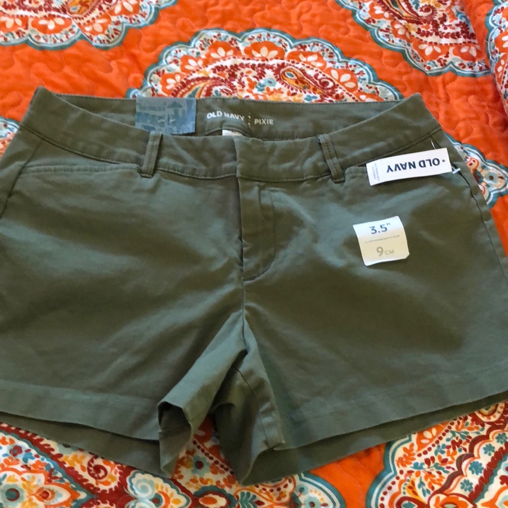 NWT olive green pixie shorts, old navy